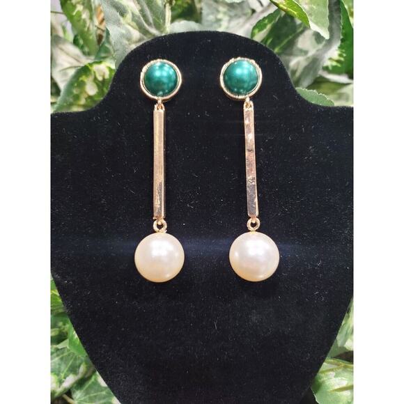 Women's Vintage Gold French Green Stylish Drop Dangle Earrings Set - Picture 5 of 7